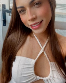 Fotoğraf genç (23 yıl) seksi VIP eskort modeli Joy itibaren Palm Springs, Kaliforniya