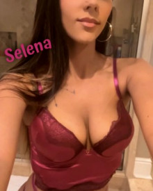 照片年轻 (37 年）性感VIP护送模特 Selena 从 宾夕法尼亚州匹兹堡