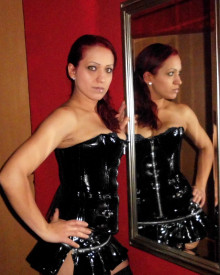 照片年轻 (33 年）性感VIP护送模特 Domina Victoria 从 维也纳