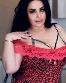 照片年轻 (29 年）性感VIP护送模特 Alka 从 第比利斯