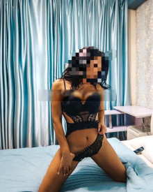 Photo young (30 years) sexy VIP escort model Kamilla from Tbilisi