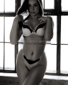 照片年轻 (24 年）性感VIP护送模特 Rita 从 第比利斯