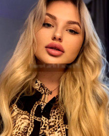 Photo young (22 years) sexy VIP escort model Anya from Батуми