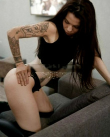 照片年轻 (25 年）性感VIP护送模特 Mila 从 第比利斯