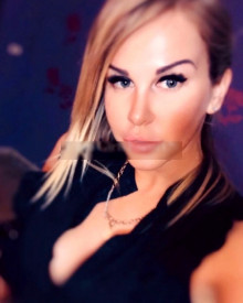 Fotoğraf genç (29 yıl) seksi VIP eskort modeli Alena itibaren Tiflis