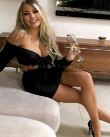 Fotoğraf genç (23 yıl) seksi VIP eskort modeli Nina itibaren Tiflis