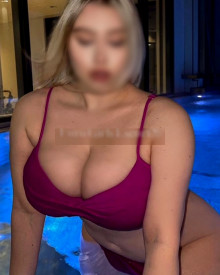 Photo young (24 years) sexy VIP escort model Eva from Tbilisi