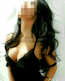 照片年轻 (29 年）性感VIP护送模特 Natia 从 第比利斯
