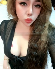 照片年轻 (21 年）性感VIP护送模特 Lysa 从 多哈
