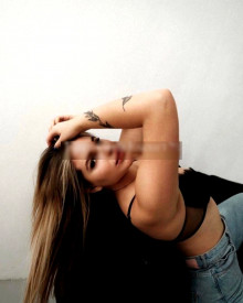 照片年轻 (24 年）性感VIP护送模特 Irina 从 多哈