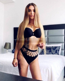 Photo young (24 years) sexy VIP escort model Alina from Доха