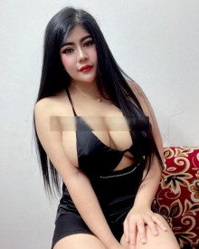 Photo young (24 years) sexy VIP escort model Charlotte from Doha