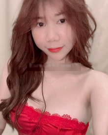 照片年轻 (22 年）性感VIP护送模特 Kim 从 多哈