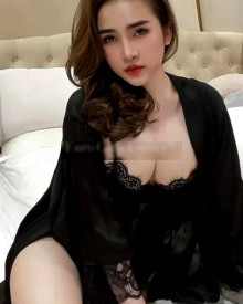 Foto jung (22 jahre) sexy VIP Escort Model Ellen from Doha