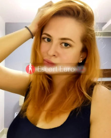 Photo young (22 years) sexy VIP escort model Karen from Nicosia