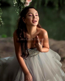 Fotoğraf genç (22 yıl) seksi VIP eskort modeli Aida itibaren Erivan
