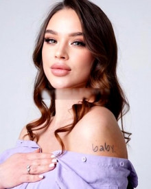 照片年轻 (24 年）性感VIP护送模特 Olga 从 埃里温