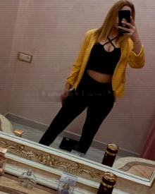 照片年轻 (25 年）性感VIP护送模特 Maria 从 埃里温