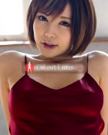 照片年轻 (48 年）性感VIP护送模特 Miyuki 从 比尔森