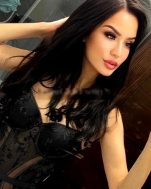 Photo young (24 years) sexy VIP escort model Zaraa from Yerevan