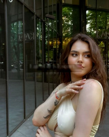 Photo young (22 years) sexy VIP escort model Anya from Yerevan