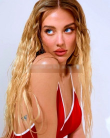 照片年轻 (26 年）性感VIP护送模特 Anasteysha 从 埃里温