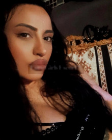 Photo young (27 years) sexy VIP escort model Lili from Yerevan
