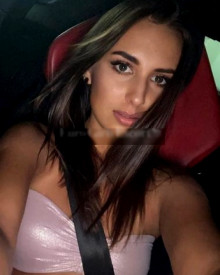 Photo young (22 years) sexy VIP escort model Arina from Yerevan