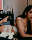 Photo young ( years) sexy VIP escort model Leeah from 