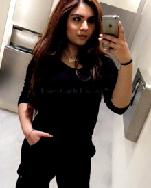 Photo young (25 years) sexy VIP escort model Sakshi from Hobart