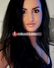Photo young (25 years) sexy VIP escort model Viky from Вантаа