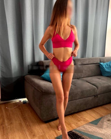 Photo young (24 years) sexy VIP escort model Sofia from Warsaw