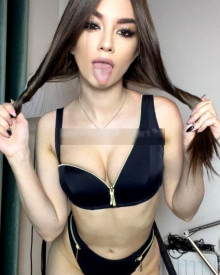 Fotoğraf genç (23 yıl) seksi VIP eskort modeli Sophia itibaren Belgrad