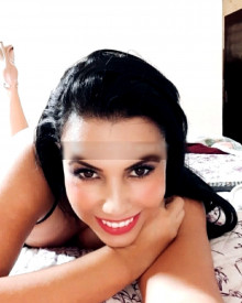 照片年轻 (29 年）性感VIP护送模特 Abella 从 圣保罗