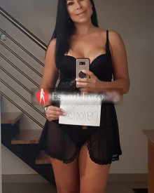 照片年轻 (34 年）性感VIP护送模特 Alexandra 从 蒂永维尔