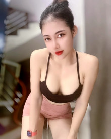 照片年轻 (23 年）性感VIP护送模特 Sandy 从 吉隆坡