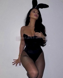 照片年轻 (22 年）性感VIP护送模特 Alina 从 伊斯坦布尔