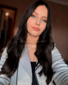 照片年轻 (20 年）性感VIP护送模特 Dorinka 从 伊斯坦布尔