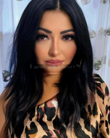 照片年轻 (26 年）性感VIP护送模特 Seda 从 伊斯坦布尔