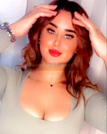 照片年轻 (24 年）性感VIP护送模特 Heifa 从 伊斯坦布尔