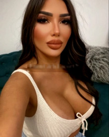 Photo young (20 years) sexy VIP escort model Sude from Istanbul