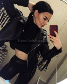 Fotoğraf genç (22 yıl) seksi VIP eskort modeli Elizabeth itibaren Ankara
