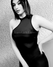 照片年轻 (20 年）性感VIP护送模特 Sahar 从 伊斯坦布尔
