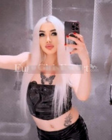 Fotoğraf genç (22 yıl) seksi VIP eskort modeli Adriana itibaren İstanbul