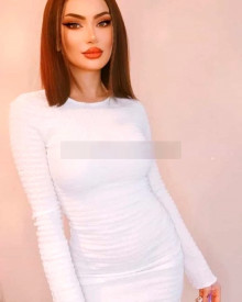 照片年轻 (20 年）性感VIP护送模特 Nini 从 伊斯坦布尔