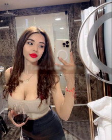 Fotoğraf genç (20 yıl) seksi VIP eskort modeli Mila itibaren İstanbul