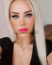 照片年轻 (27 年）性感VIP护送模特 Simay 从 伊兹密尔
