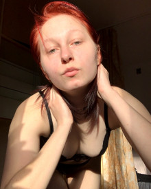 照片年轻 (19 年）性感VIP护送模特 Malina 从 华沙