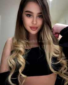 Photo young (21 years) sexy VIP escort model Alisa from Ankara