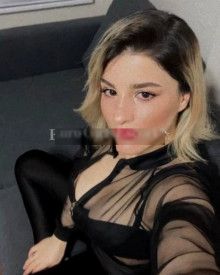 Photo young (20 years) sexy VIP escort model Nergiz from Istanbul